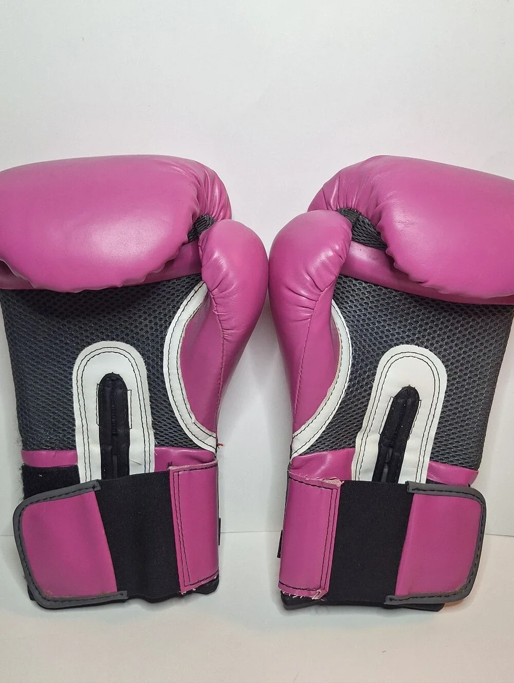 Everlast Ever Fresh Pink Boxing Gloves 12 Oz Boxing Gloves Womens Preowned GUC